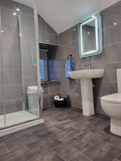 Villa Amazing Coastal & Sunset Views In Eryri Llanllyfni Exterior foto