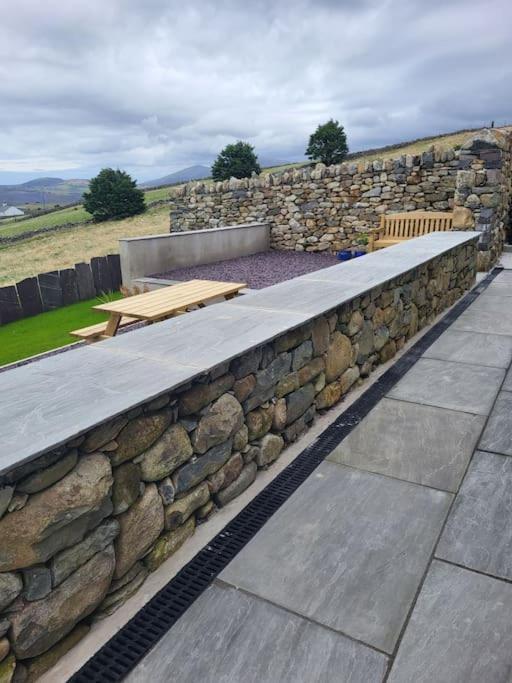 Villa Amazing Coastal & Sunset Views In Eryri Llanllyfni Exterior foto